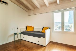 LUVI - Adda - Milan - 6