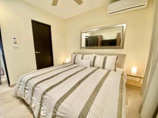 Awesome 1B Condo Downtown with 350mg Wifi - Playa del Carmen - 3