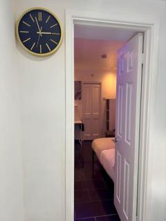 Riverside Stay with Parking in SE Ldn - 8