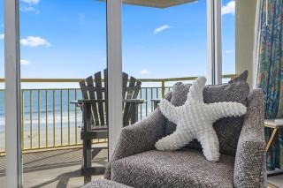 Beautifully Renovated Oceanfront 2 BR Condo with Oversized Balcony! Bay Watch 509 - Myrtle Beach - 6