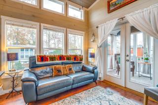 Tiny Home in Flat Rock Easy Access to I-26! - 5