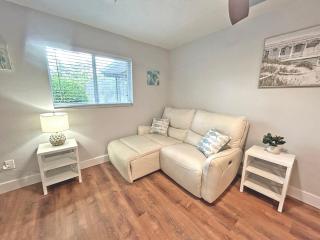 2 Bed 2 Bath Modern Naples Beach Bungalow - Naples - 2