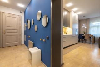 Chic & Central New Town Apartment by Subway - 6