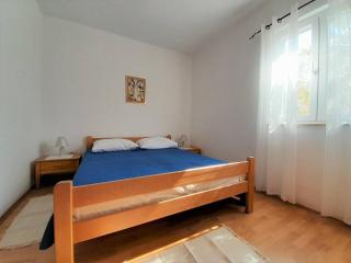 Charming Apartment Tihana with Washing Machine - Krk - 2