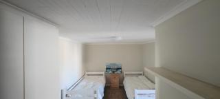 Seaview Self catering cottage - 6