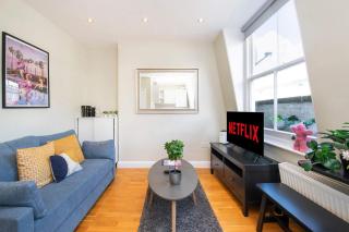 Bright Fitzrovia 1 Bed Apartment - 0