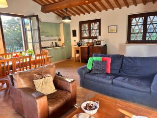 2Bed FarmHouse Near San Gimignano with Pool - 9