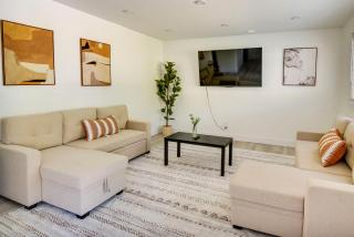 Pet-Friendly Norfolk Retreat about 7 Mi to Beach! - Virginia Beach - 0