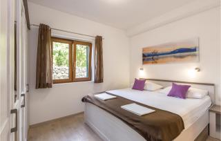 Six-Bedroom Holiday Home In Zagvozd - Zagvozd - 8
