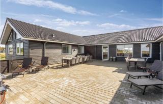 8 Bedroom Awesome Home In Thisted - 3
