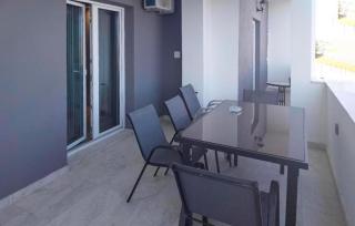 1 Bedroom Nice Apartment In Vodice - Vodice - 6