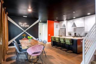 Check-Mate Sleeps 18 & only 7min to Downtown ATX - Austin - 7