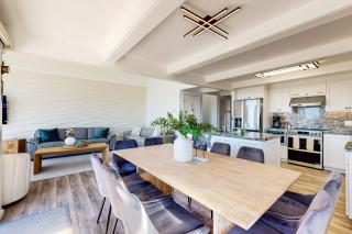 Rita's-by-the-Sea - 2