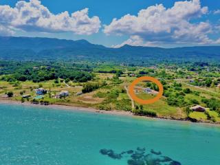 Danune Luxury Beachfront Villa with private pool by DadoVillas - Astrakeri - 6