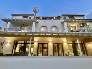 Villa Trousas Kassiopi with private pool by DadoVillas - Kassiopi - 9