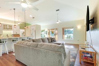 Pet-Friendly Fort Pierce Home with Screened Porch! - Fort Pierce - 6