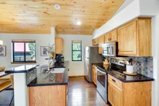 Large Yard, Patio and Gas Grill Show Low Cabin - 9