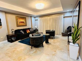 Luxurious Retreat - Port of Spain - 1