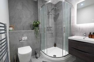 Luxury Apt 5 Min to Belfast Centre - Belfast - 6