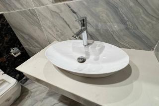 Self Check-in Smart Home 1 BHK Apt With Terrace in DHA 5 - Lahore - 6