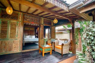 Indulge in the Serenity of Bali at Rumah Elfi - Ubud - 1