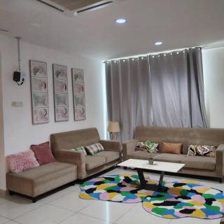 Cozy lake view at top of setapak central mall - Kuala Lumpur - 0