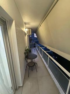Modern apartment in the heart of Athens. - Athens - 3