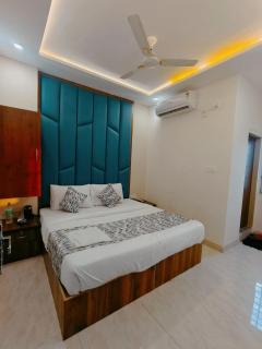 Hotel One Stay - Indore - 1