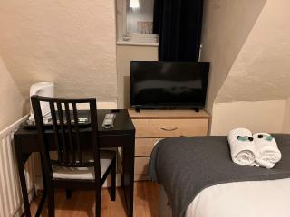 Eltham Stay - Eltham - 8