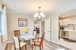 5 Mi to Downtown Baltimore Quiet Home with Porch - 4