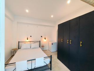 Relaxrooms, room with 1 queen size bed - Agios Georgios - 0