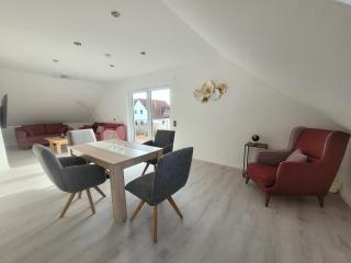 Reload Apartments - großzügige Ferienwohnung im Remmeker Feld - Bad Arolsen - 0