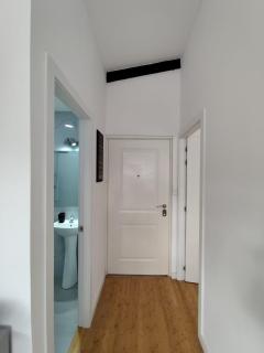 Suites & Estudios Inglaterra II - Quito - 3