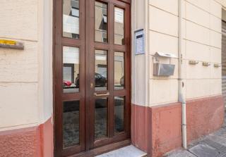 Casa Ofride -Centro-Poetto 10 min-Wi-Fi-Netflix - Cagliari - 2