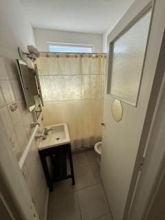 Dto 2 ambientes ubicado en Bolivar 2300, ciudad de Mar del Plata - 2