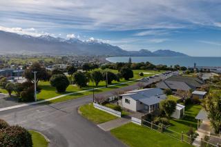 Location with Ocean and Mountain Views - Kaikoura - 0