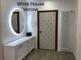 WHITE HOUSE - Verona - 9