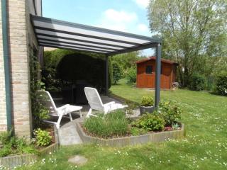 Lovely bungalow with garden - 7