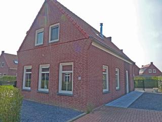 Nice holiday home with garden - 9