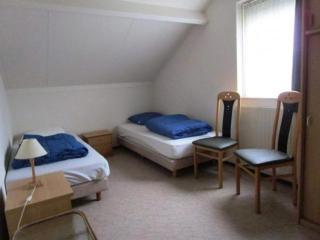 Bungalow in Breskens near Beach and Pool - 5