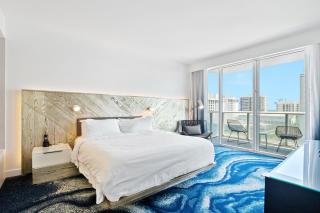 Oceanview Luxury, Resort Access, Sleeps 6 2BR 2BA - Vista Mar by HomeStakes - Fort Lauderdale - 1