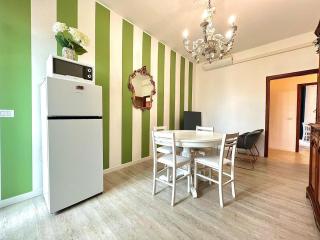Apartment-Navigli-House of Mirrors - Milan - 1