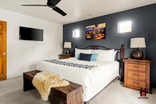 Sonoran Desert Getaway with Cowboy Tub - 3