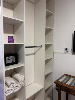 Espacio mas elegido acepta mascotas-Pileta con parrilla Wifi Ropa cama reposeras - 6