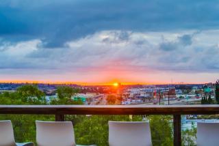 NEW! Great Escape 3 w/ Views, Hot Tub, Games, Safari Tent, Golf - San Diego - 5