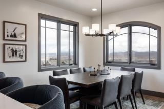 Luxury Chalet, Close to Canyons Ski Lift, Park City - Professionally Designed with Private Hot Tub - Park City - 0