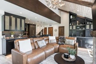 Luxury Residence, Ski-in Ski-out, Cozy Interiors, Private Patio, Outdoor Grill, Close Fine Dining - Park City - 2