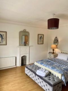 Beautiful 4-Bed House in Kildare - Kildare - 8