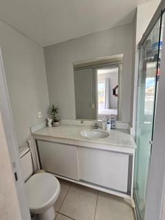 Suíte em apartamento compartilhado - Belo Horizonte - 1
