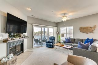 Sunshine Shack Lake Ozark Condo Pool, Lake View - 8